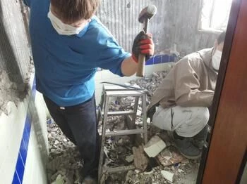 解体工（浴室改修工事）